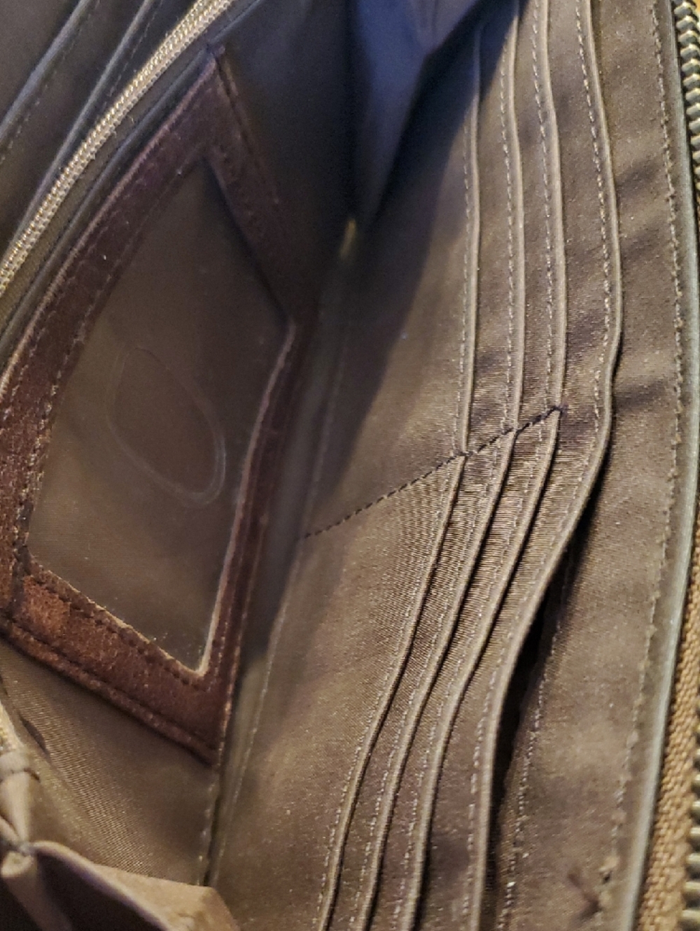 Fossil Studded Brown Leather Wallet - Picture 5 of 12